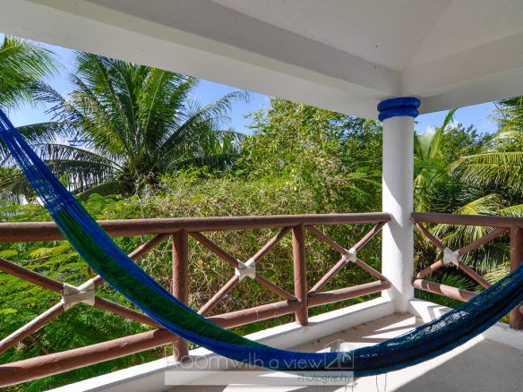 Villa Ak