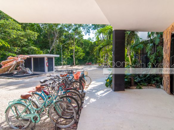 Tuk Tulum Art Walk
