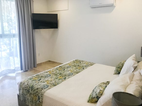 Kuyaan Coral Suites High Sea
