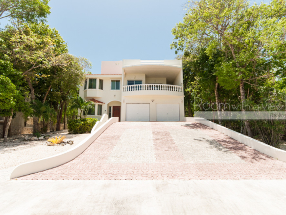 Casa Esther Akumal