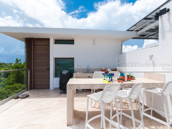Casa del Perro Negro