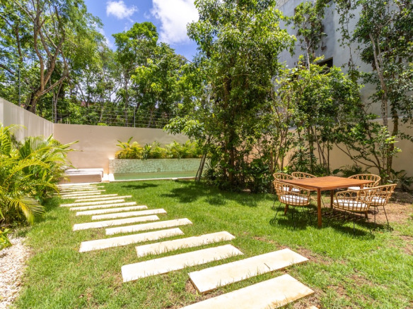 Villas Aldea Zama Flora