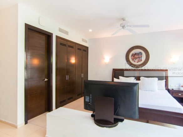 Sian Kaan Building 18