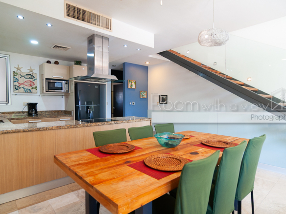 Condo Deva