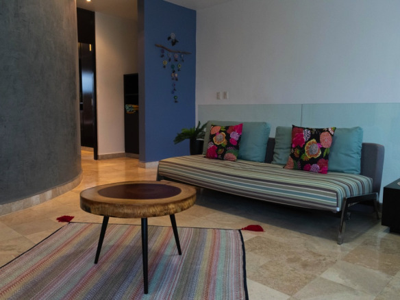 Condo Deva