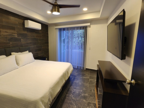 Quincesur Condominiums 1 bed