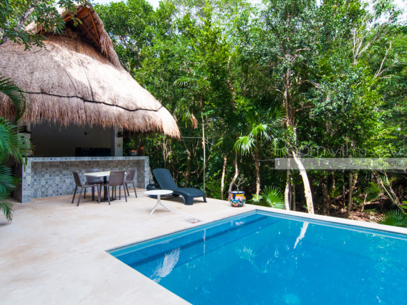 Akumal Chic 2 bed