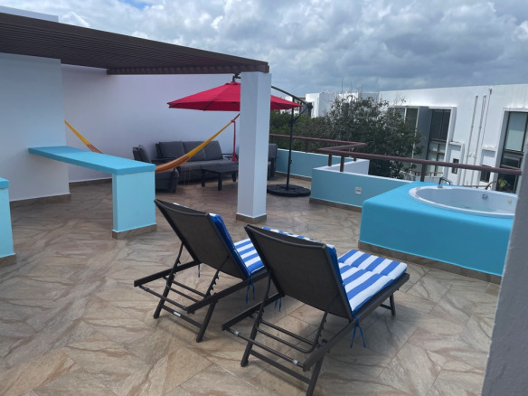 Tao Siu Penthouse