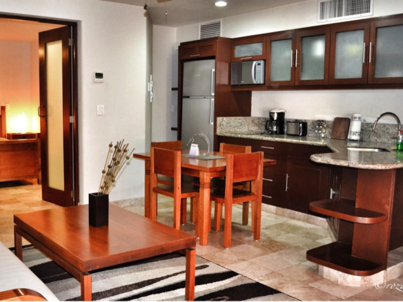 Acanto Condo Hotel 1 bed