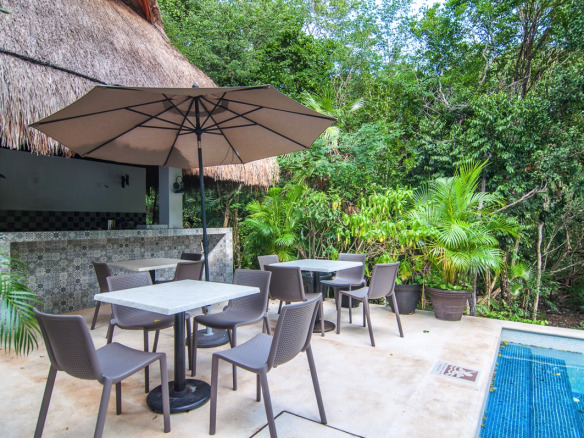 Akumal Chic- Seller Financing Considered