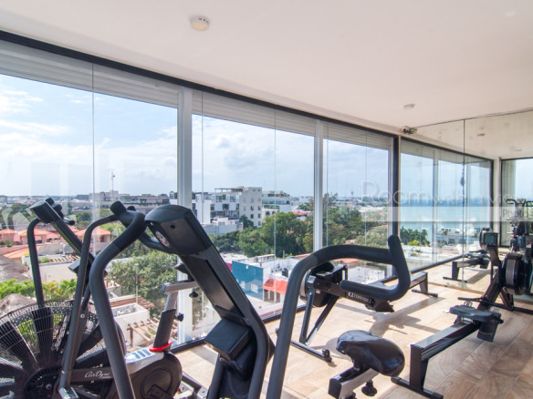 Menesse One Paralia Studio