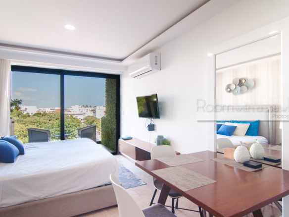Menesse One Paralia Studio