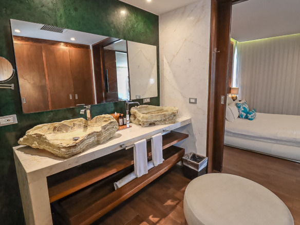 The Fives Downtown Presidential 2 bed