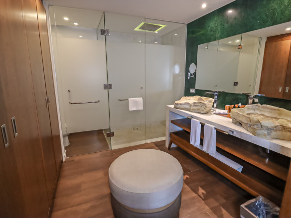 The Fives Downtown Presidential 2 bed