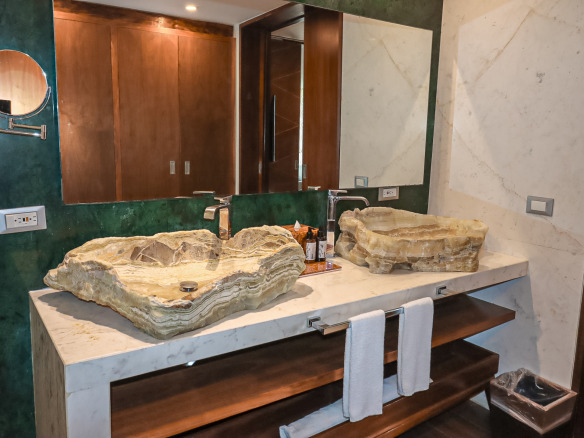 The Fives Downtown Presidential 2 bed