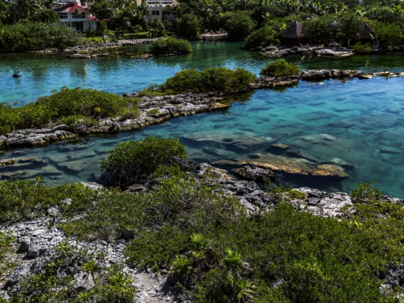 La Grieta Luxury Villa for Sale in Akumal | Yalku Architectural Estate