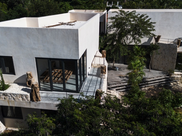 La Grieta Luxury Villa for Sale in Akumal | Yalku Architectural Estate