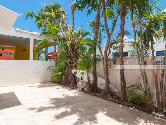 Casa J
