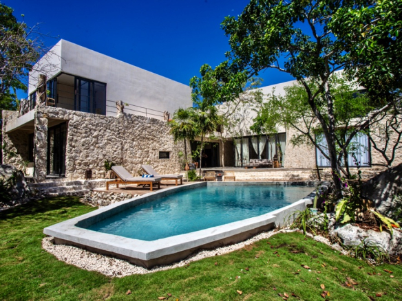 La Grieta Luxury Villa for Sale in Akumal | Yalku Architectural Estate