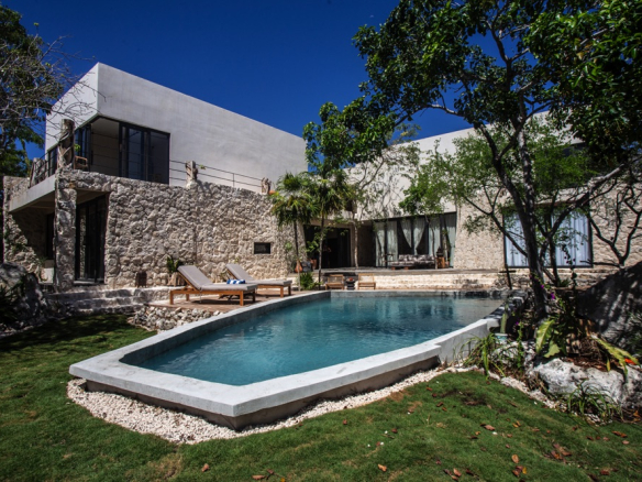 La Grieta Luxury Villa for Sale in Akumal | Yalku Architectural Estate