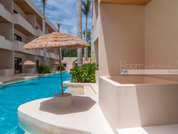 Cocay Pi Studio Swim Up