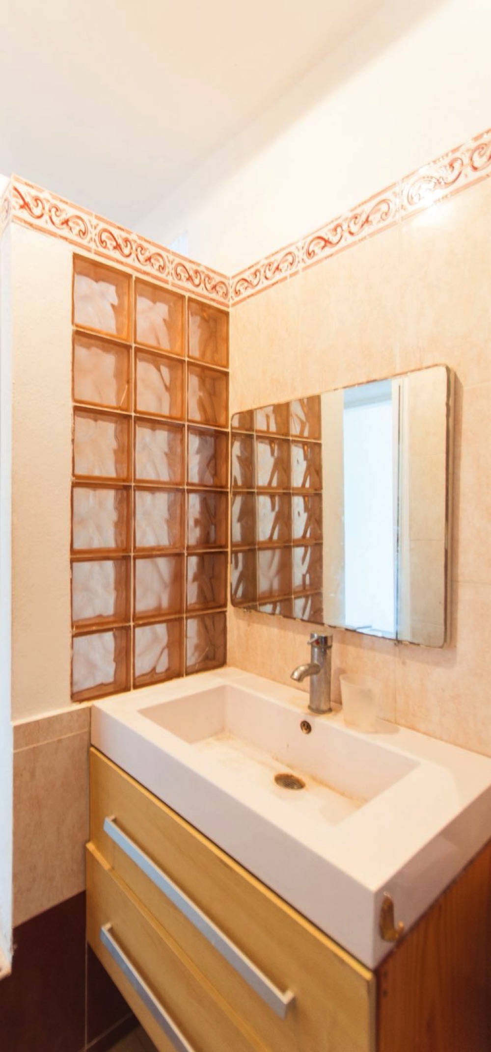 WhatsApp Image 2025-08-25 at 17.52.15