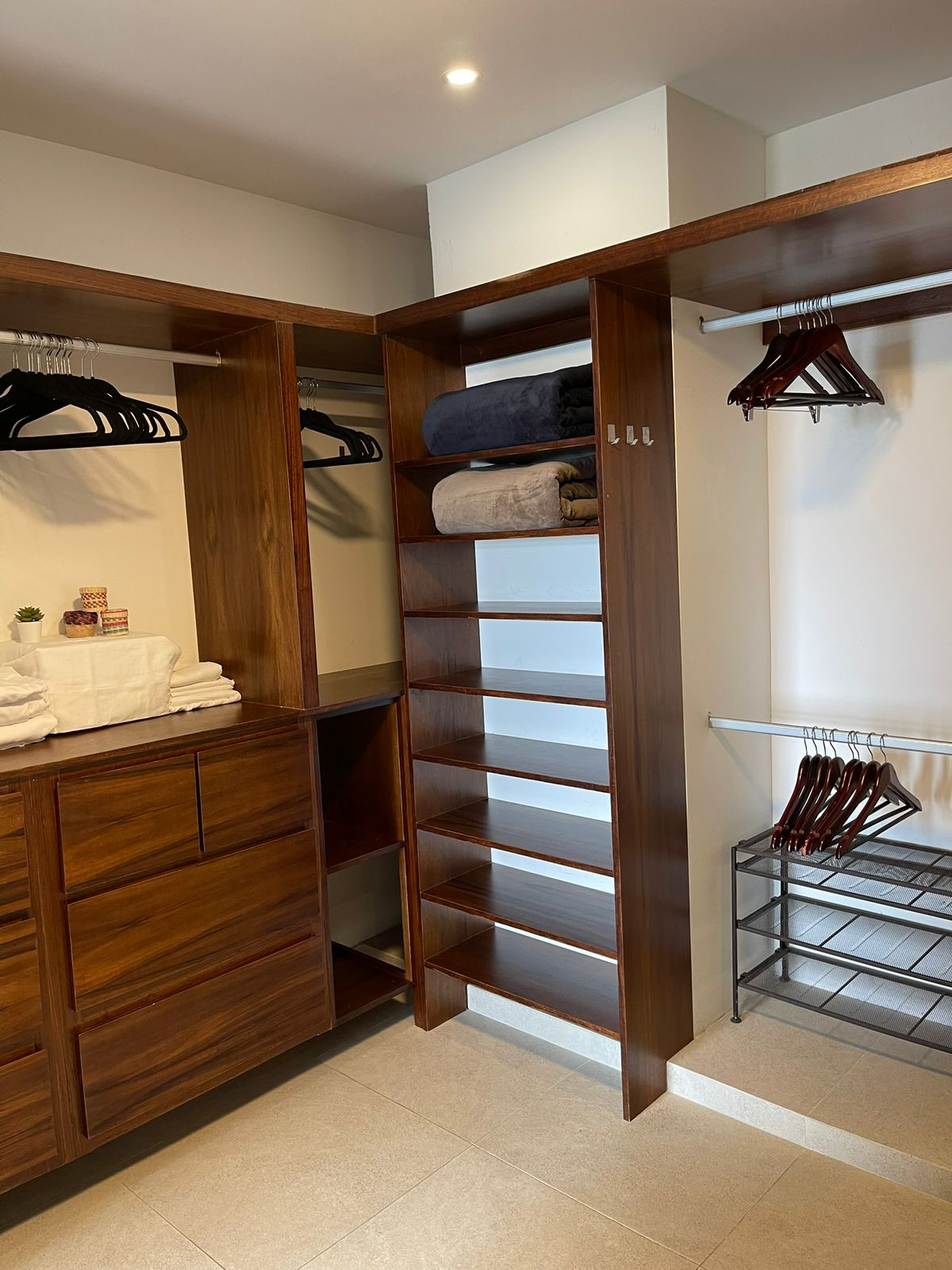 WhatsApp Image 2025-09-19 at 19.04.09