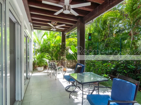 buying land for sale in Playa Del Carmen Mexico