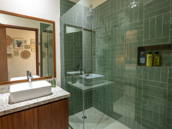 Turnkey 2BR with Direct Pool Access