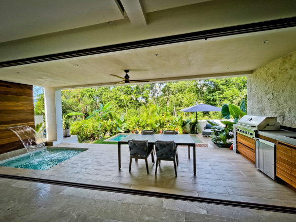 Villa Lagos