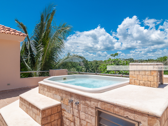 Esmeralda Penthouse with Golf View