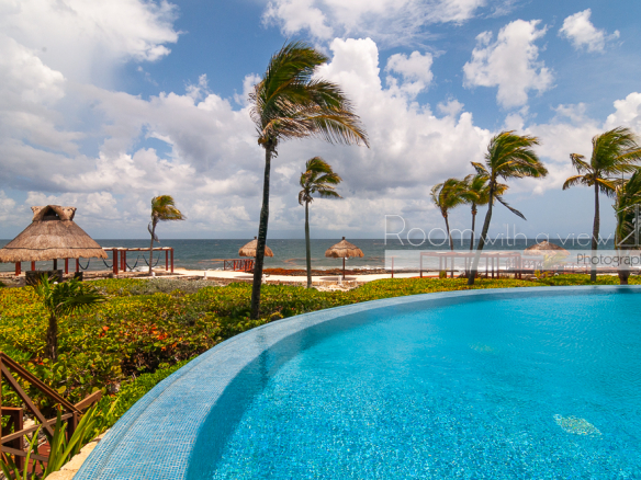 Punta Roca Condo